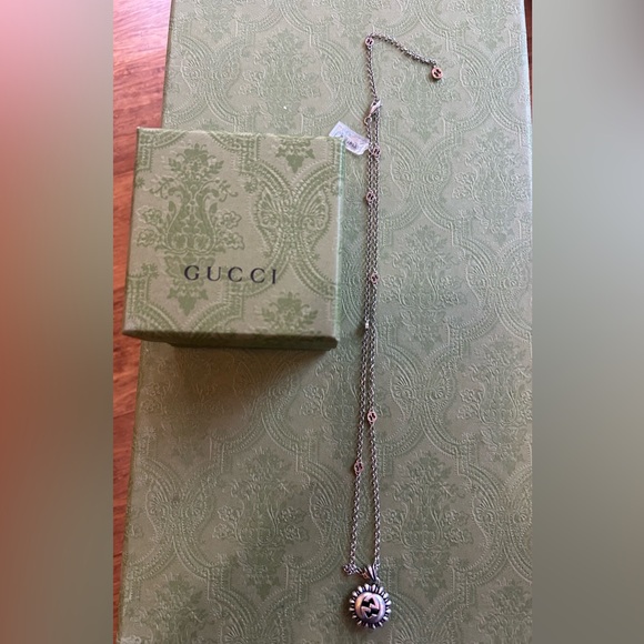 Gucci Cosmogine Interlocking G Necklace - Picture 8 of 8
